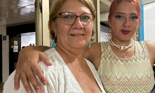 La tejedora invisible de la bienvenida