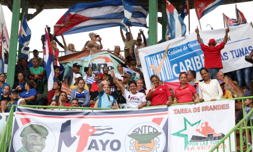 Brazos calientes por el Primero de Mayo (+fotos)