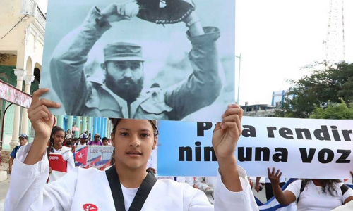 Balcón de luz para un Maestro (+fotos)