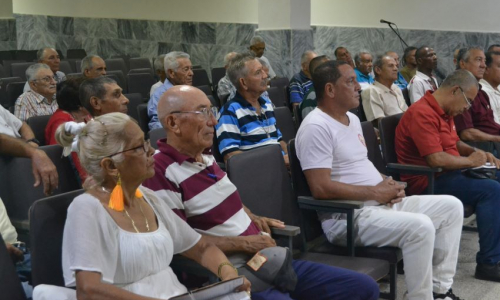 Compromiso de combatientes