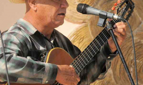 Gaspar Esquivel: Alma de guaracha (+video)