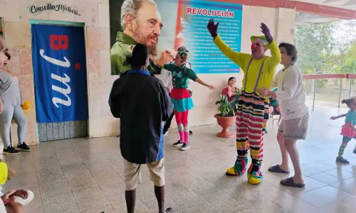 Desarrollan Jornada por el Día del Instructor de Arte