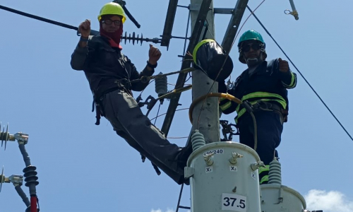 Eléctricos tuneros brindan su apoyo en la capital 