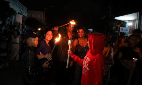 Fuego joven para una idea viva