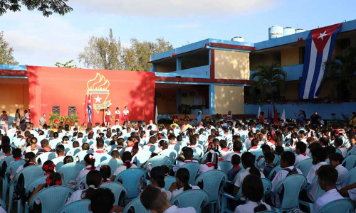 Abril volvió a vestirse de pioneros