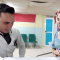 Agujas que salvan: cuando la medicina natural rompe el ciclo de las adicciones en Las Tunas