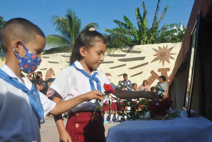 First grade children join the José Martí Pioneers Organization