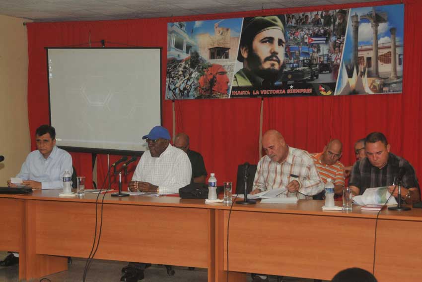 Vicepresidente cubano Salvador Valdés Mesa en visita de trabajo a Las Tunas