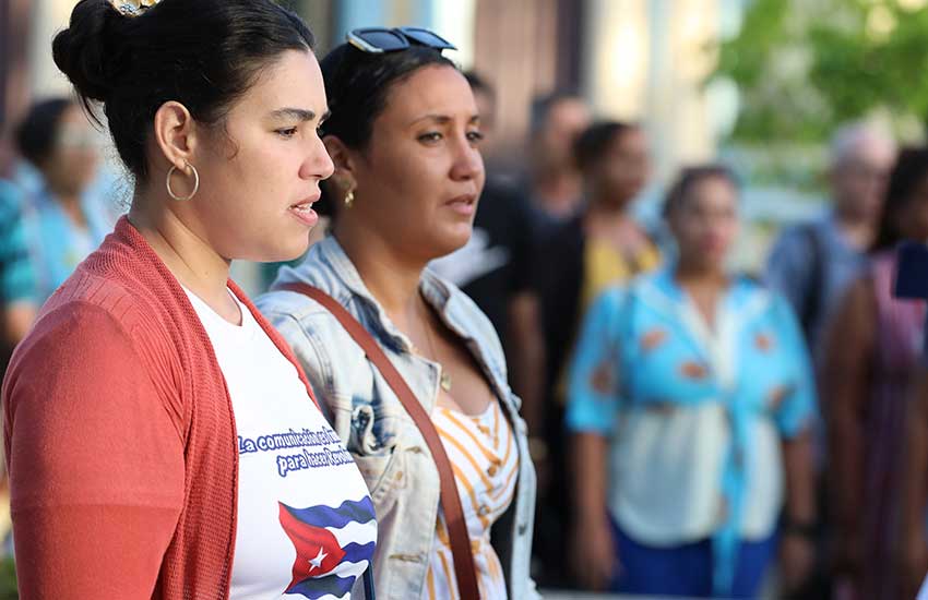 Durante el acto se dio lectura a la Declaración oficial de las mujeres cubanas contra el bloqueo.
