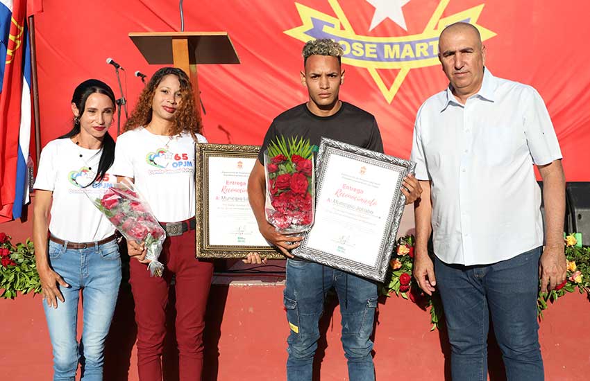 Acto provincial por el 4 de abril en Las Tunas.