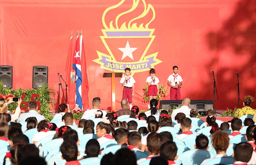 Celebran aniversario de la OPJM n Las Tunas