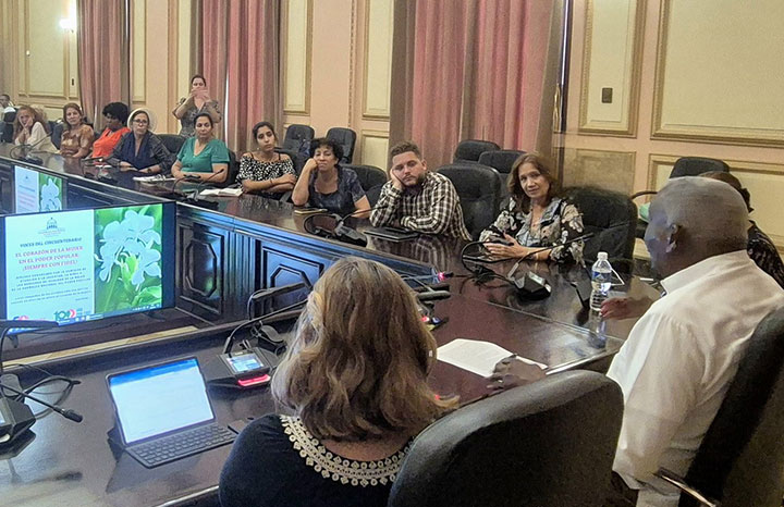 0603 dia mujer asamblea nac