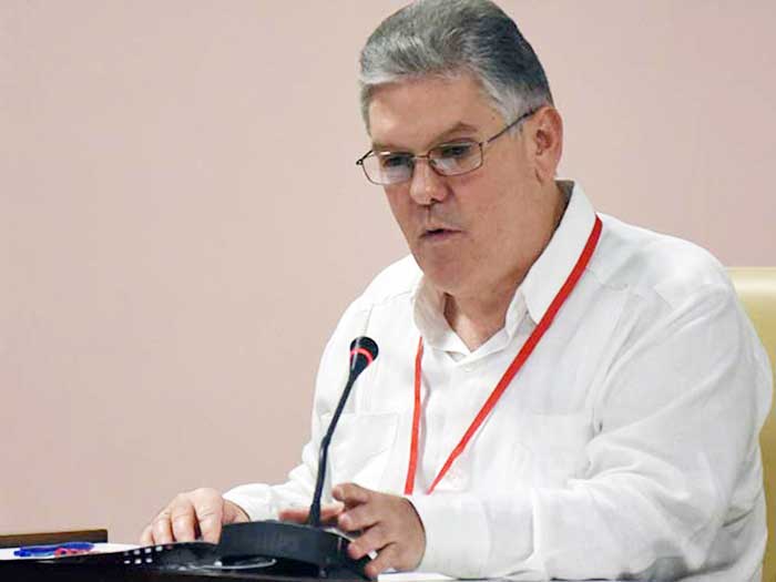Ex viceprinmer ministro y ministro de Economía y Planificación, Alejandro Gil.