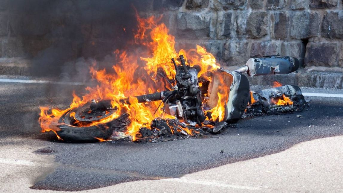 Incendio de moto eléctrica