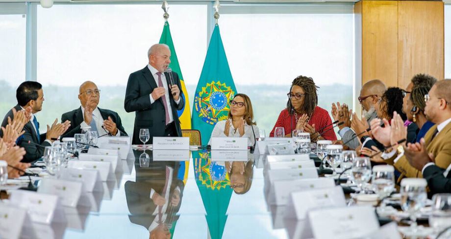 Lula reunido con evangélicos en el Palacio Panalto