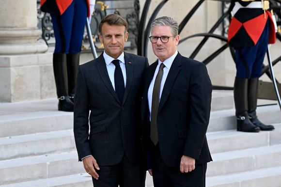 macron y starmer