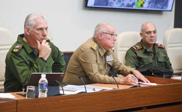 The Cuban President called "to be alert, show solidarity, and not forget discipline" in the face of Hurricane Melissa.