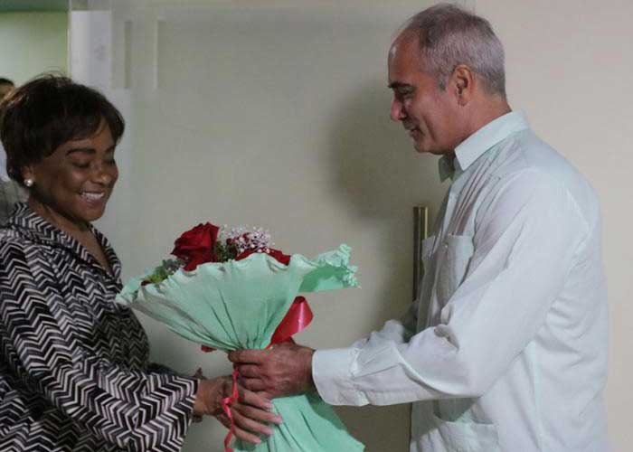 Carolina Cerqueira, president of the Angolan National Assembly.