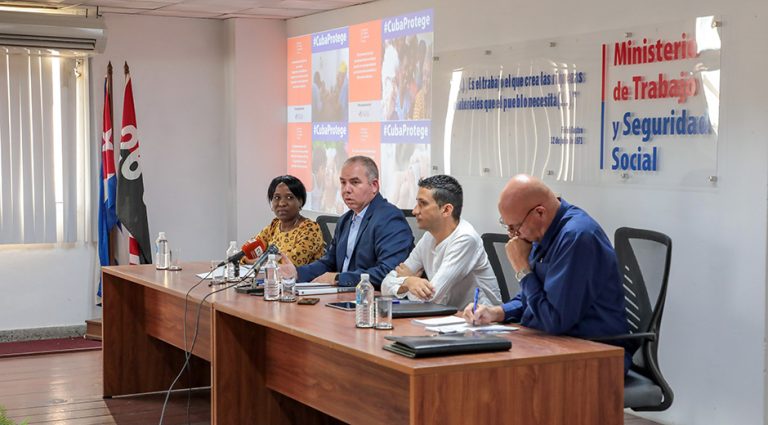 Conferencia de prensa ministerio del trabajo 2025 01 768x425