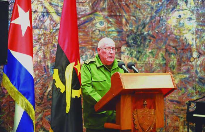 Dijo el Ministro de las FAR que el pueblo de Cuba respondió al llamado fraterno porque, como expresó Fidel, «ser internacionalistas es saldar nuestra propia deuda con la humanidad».