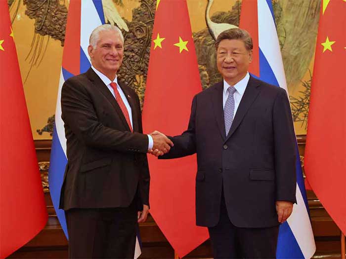The Chinese president received his Cuban counterpart.