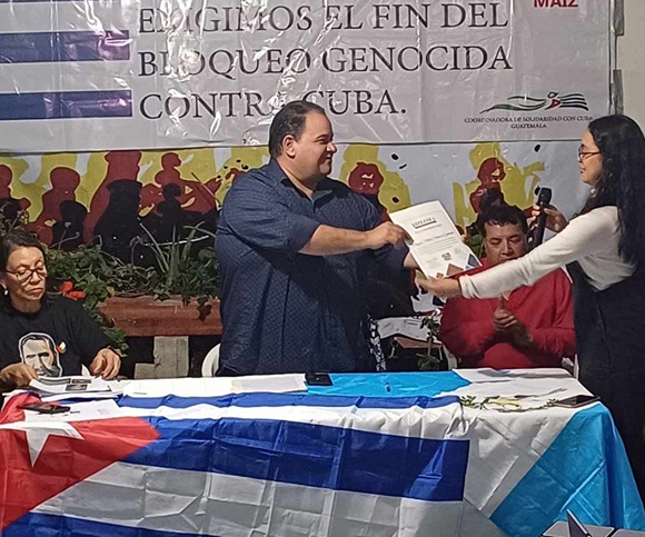Guatemala Reconocimiento a Brigada Medica Cubana BMC 1