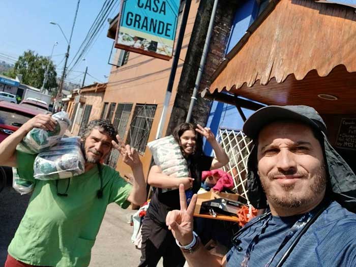 La brigada, coordinada por Cindy Álvarez, instaló un puesto de salud en el barrio chino de Lirquén, de la comuna de Penco.