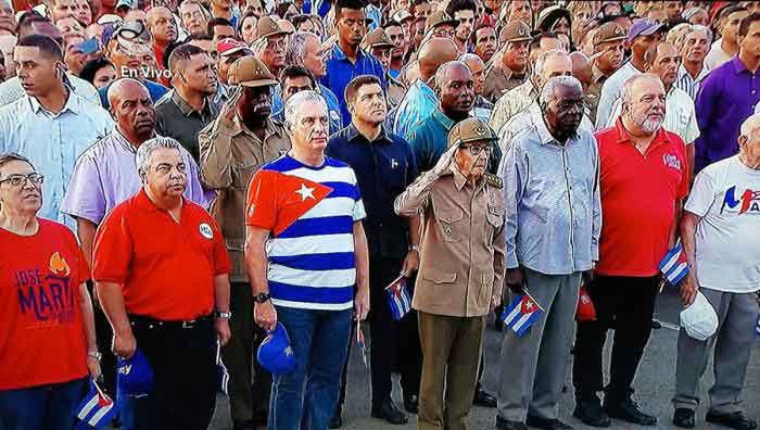Raúl Castro and Díaz-Canel lead May Day Parade in Havana