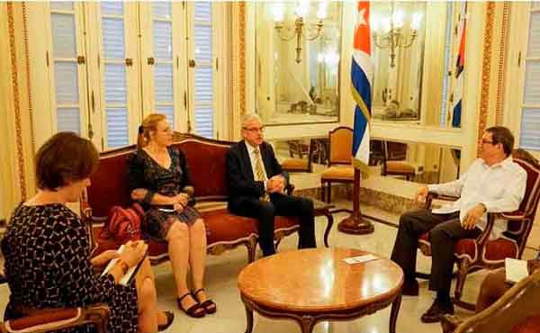 Foreign Minister Bruno Rodríguez met on Friday with French Ambassador Patrice Paoli