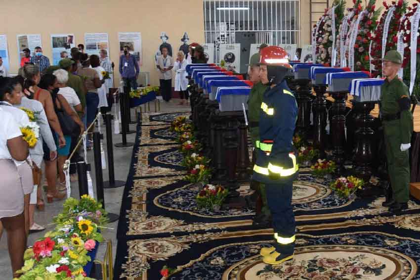 Matanzas y Cuba honran a caídos en incendio