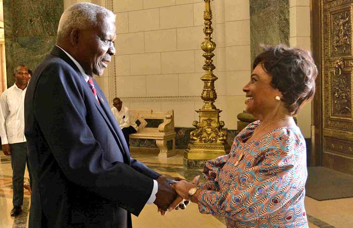 Conversaciones oficiales entre Esteban Lazo, presidente del Parlamento cubano y su homóloga angoleña Carolina Cerqueira.