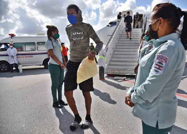 102 irregular migrants were returned to Cuba