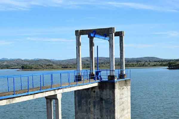 Paso Viejo dam, located seven kilometers north of the city of Pinar del Río.