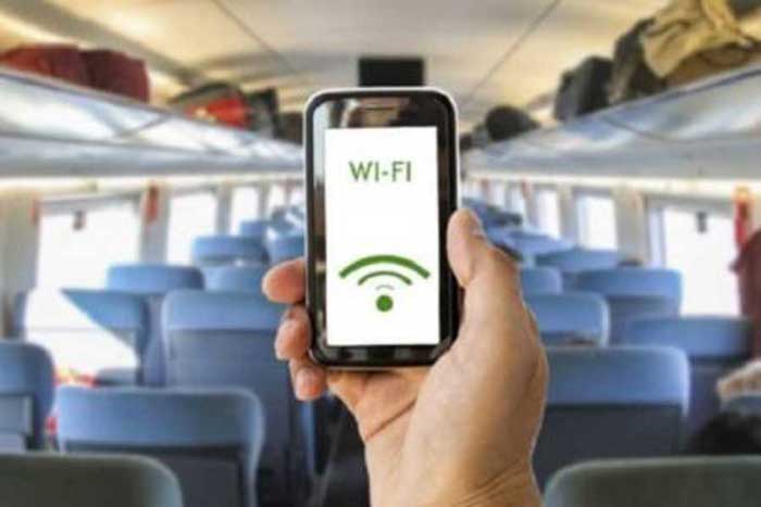 Cuba develops project to install Wi-Fi service for passengers traveling on trains 