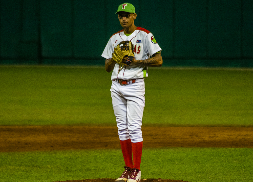 Second game of the Cuban Baseball Final 