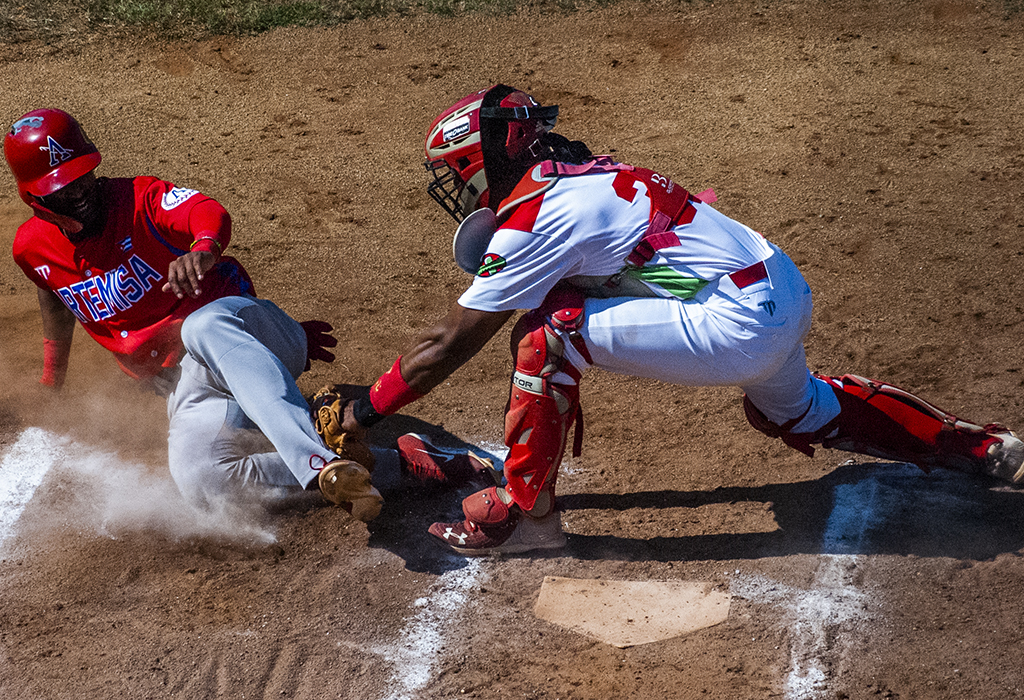 Las Tunas VS Artemisa beisbol 2023 0051
