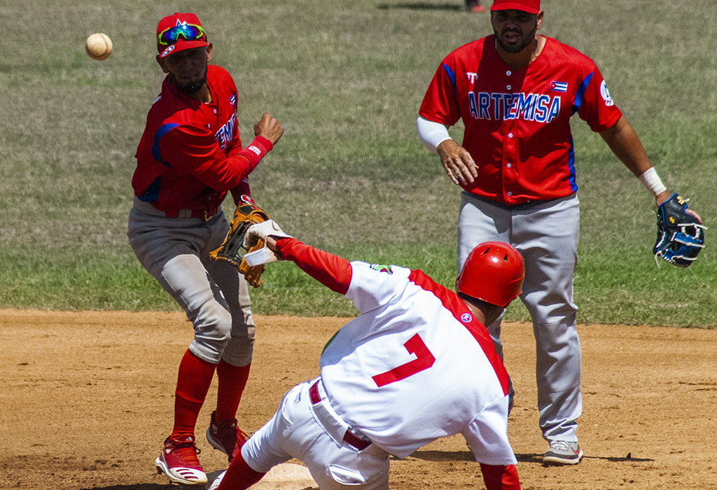 Las Tunas VS Artemisa juego 5 2023 0017