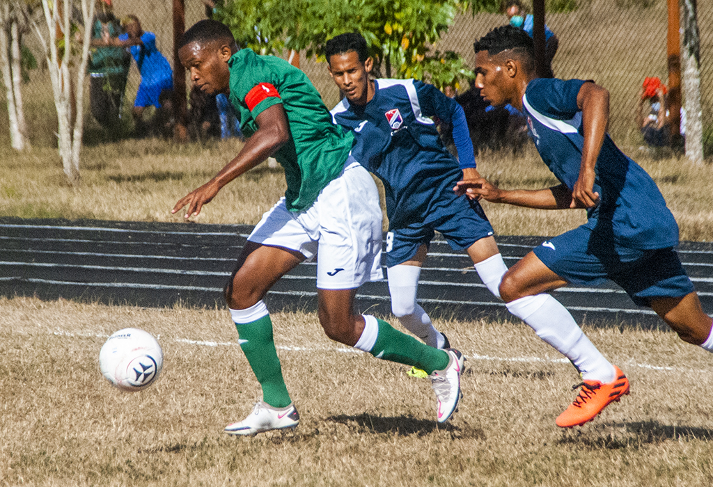 Las Tunas VS CMG futbol 2022 0111