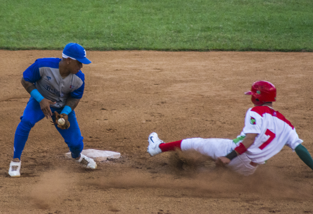 Las Tunas VS Industriales final serie 62 2023 juego 1 0010