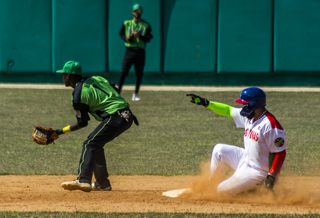 Las Tunas Vs Cienfuegos beisbol serie 63 2024 0007