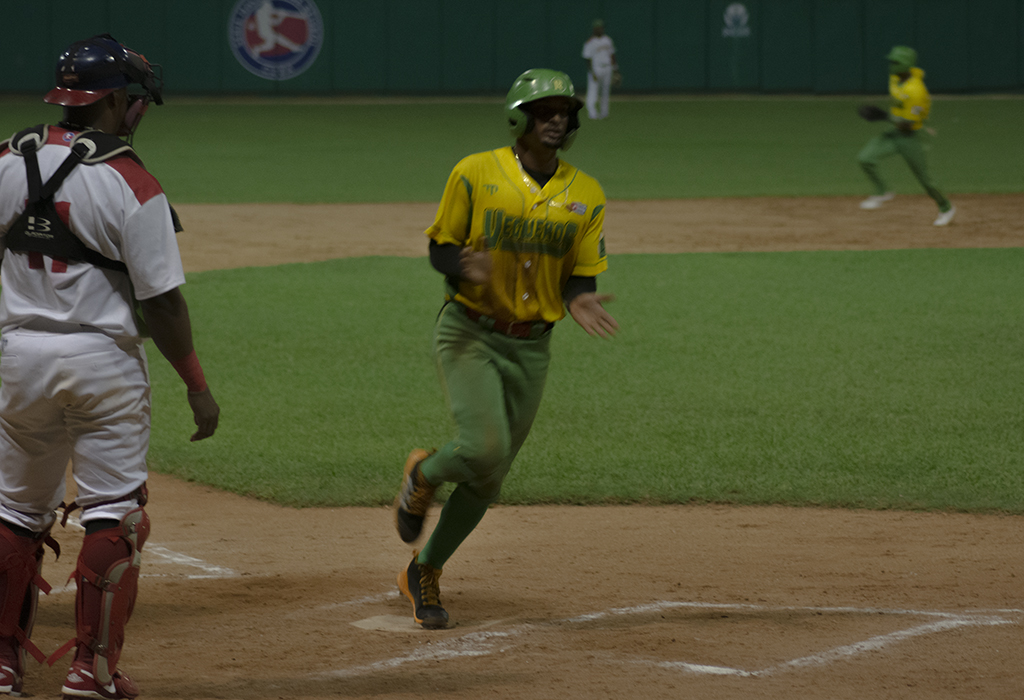 Las Tunas Vs Pinar Río final serie 63 2024 juego 4 0009