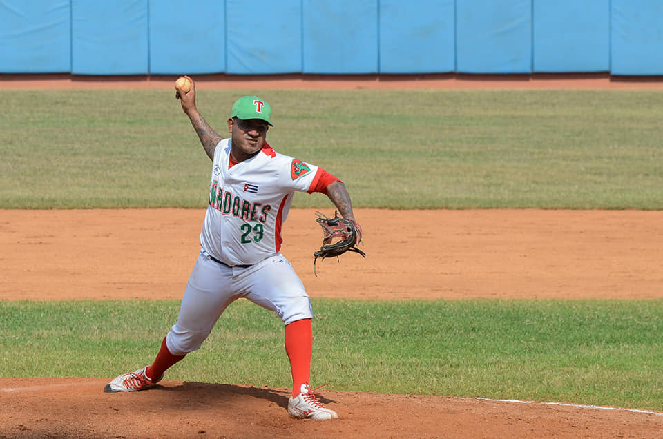 PabloAlbertoCivl VsStgoplayoffLeandro Perez