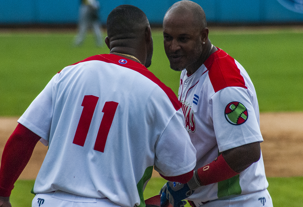 Yosvanis Yordanis Alarcón Las Tunas VS Gtmo beisbol Cuba 2023 6