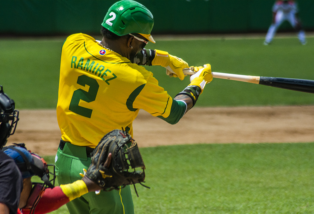 alexei ramirez pinar del rio serie 64 beisbol 2025 0004