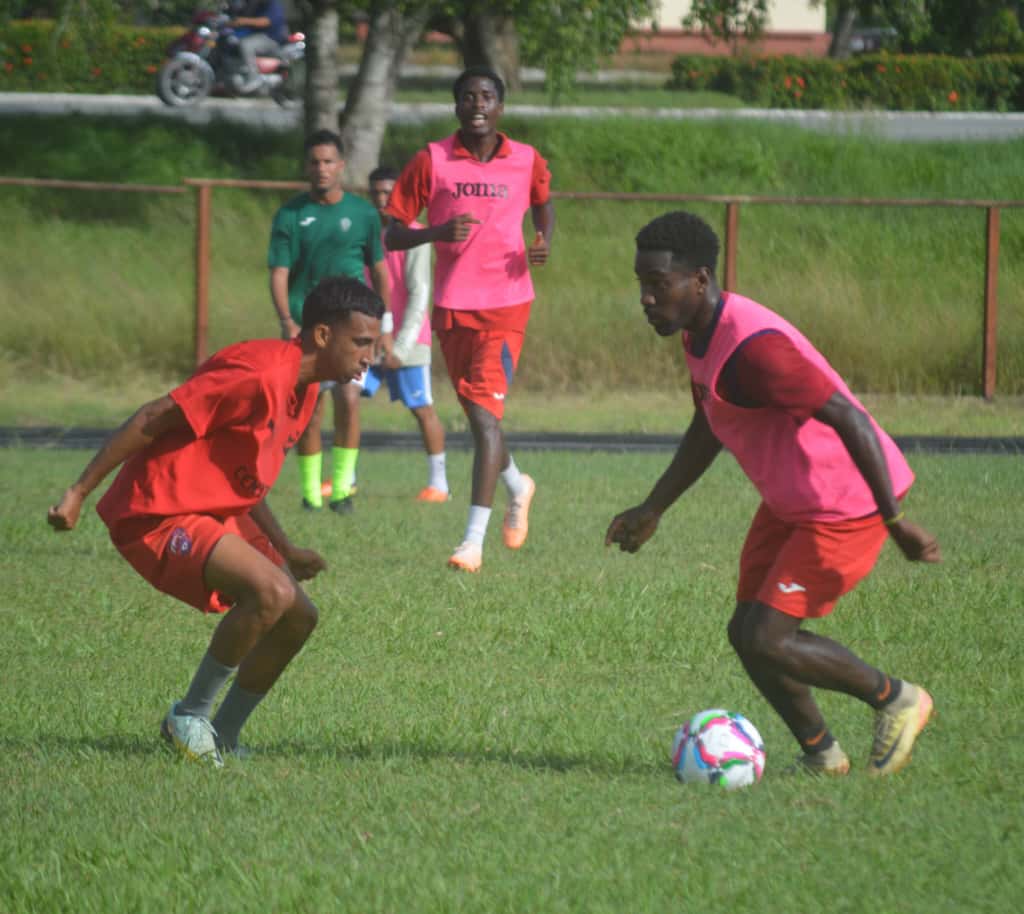 futbol las tunas entrana torneo clausura Gretel 1