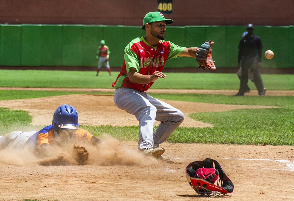 las tunas VS SSP beisbol sub23 2025 0015