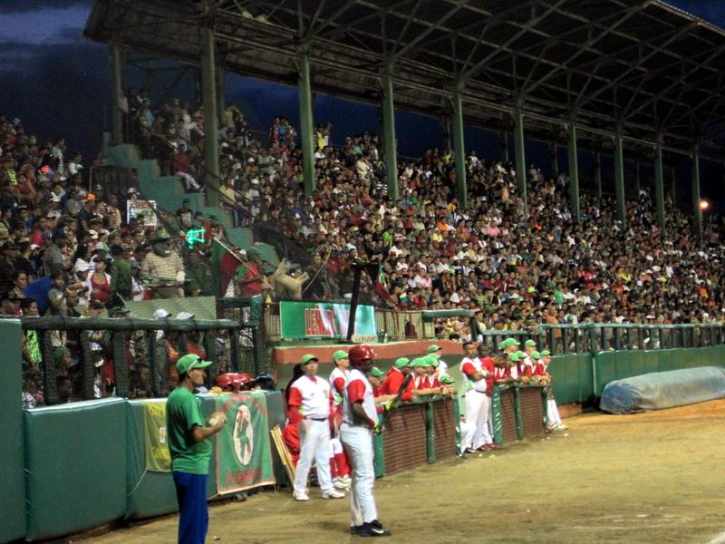 lastunas beisbol julioamella foto guillermo rguez