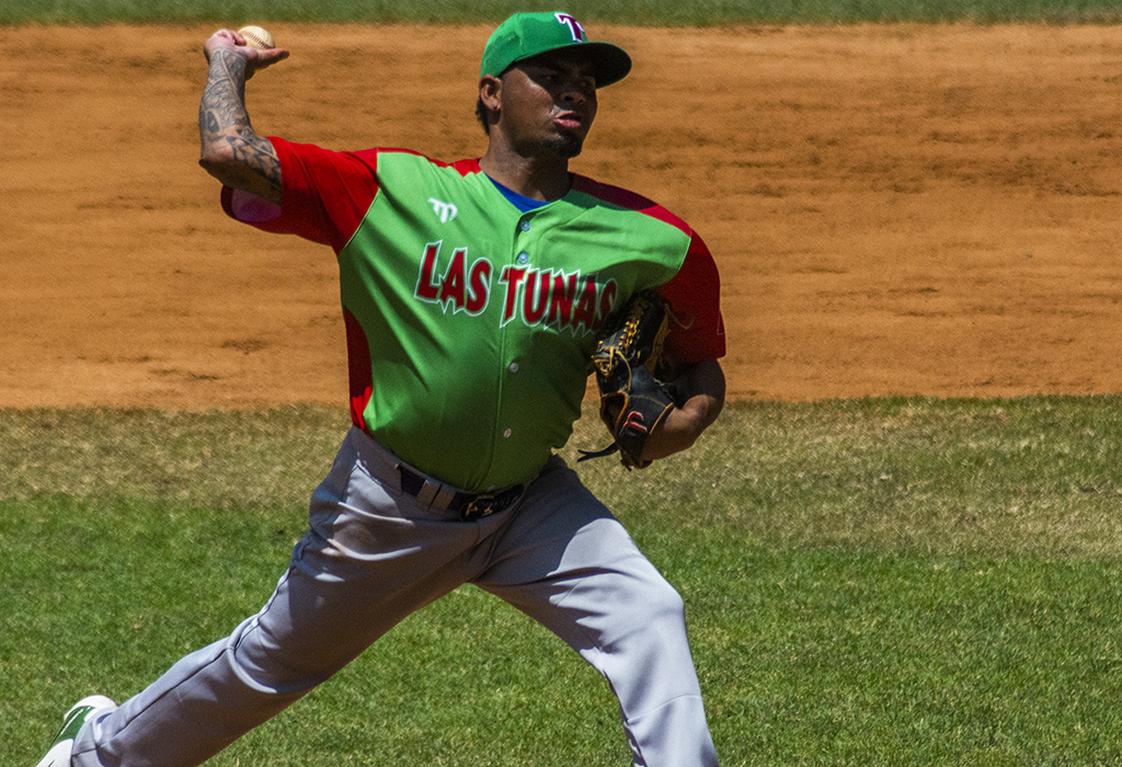 lcesar garcia as tunas vs stgo cub semifinal III liga elite juego3 0018