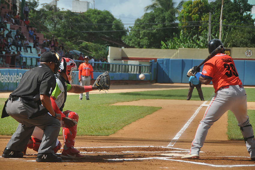 pelota Agricultores y centrales