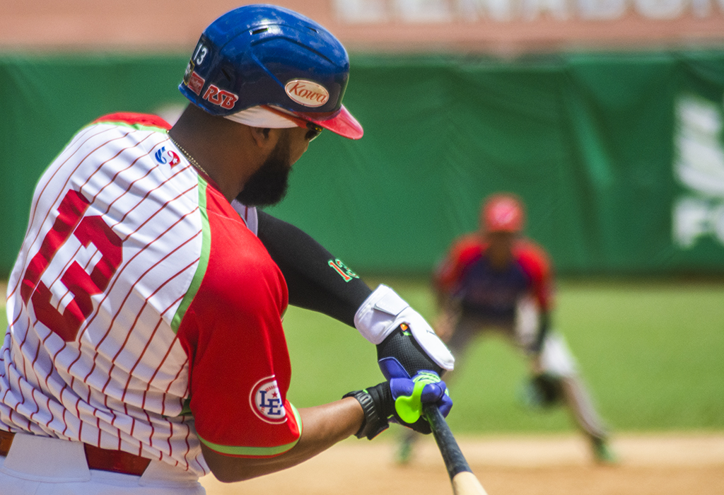 roberto s baldoquin Las Tunas Vs Artemisa IV Liga Elite beisbol cuba 2026 0014